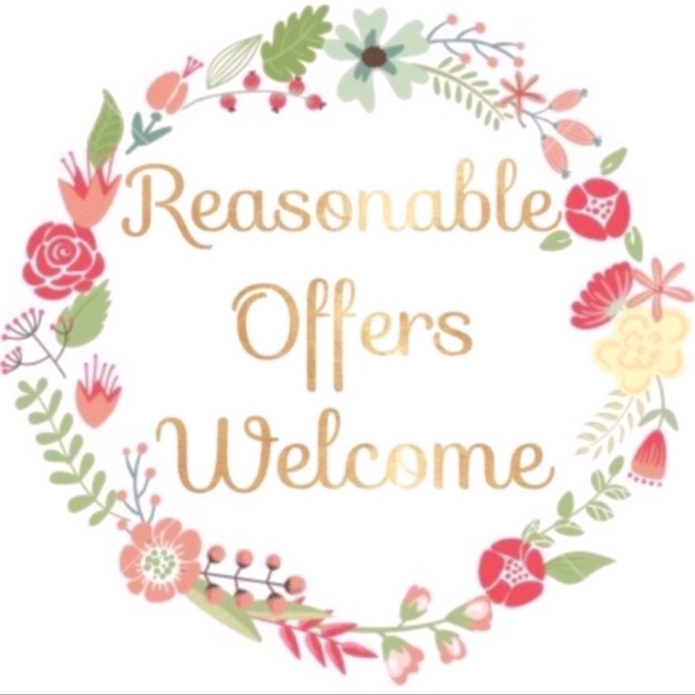 Reasonable offers welcome 💕